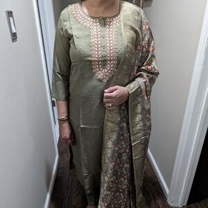 Green Women's Indian Dress - Like New!